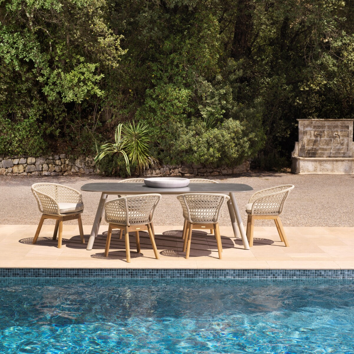 Outdoor dining table Eichholtz Nassau S