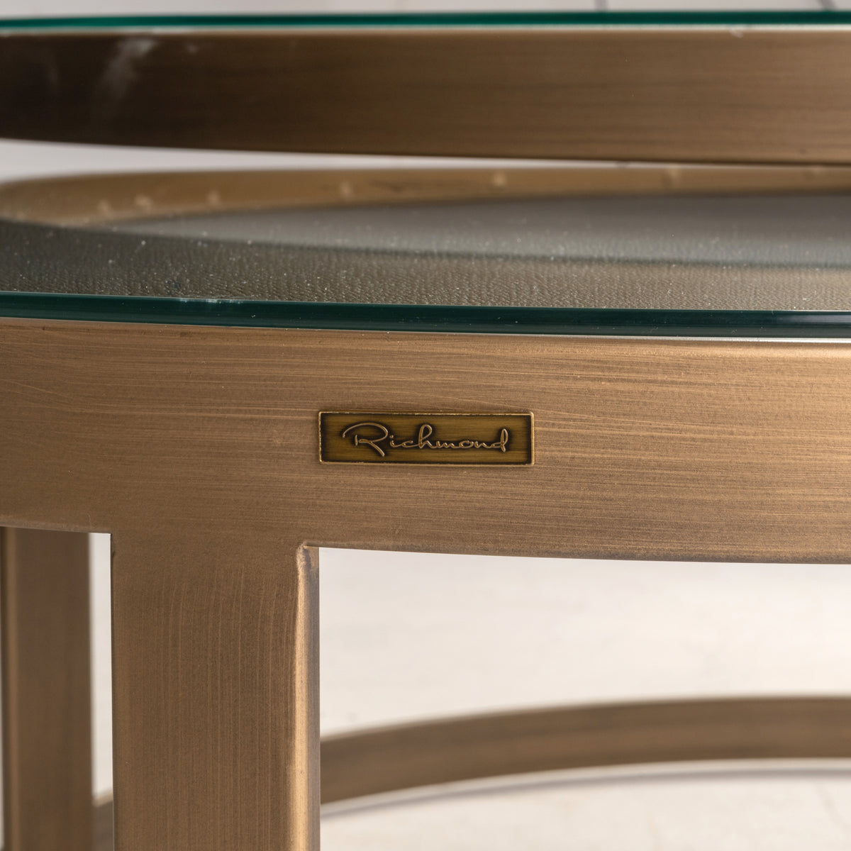 Table basse Bloomville laiton shagreen avec plateaux en verre (lot de 2)