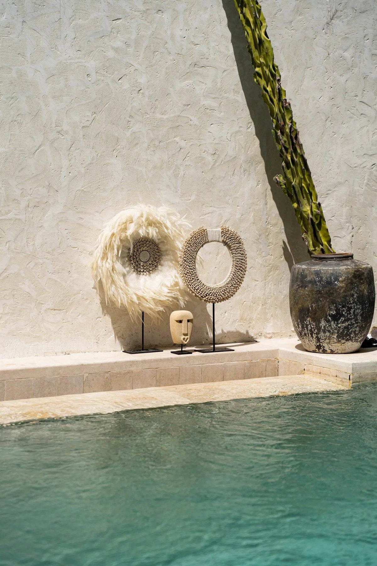 Disque en coquillages de Papouasie sur socle - Blanc - M