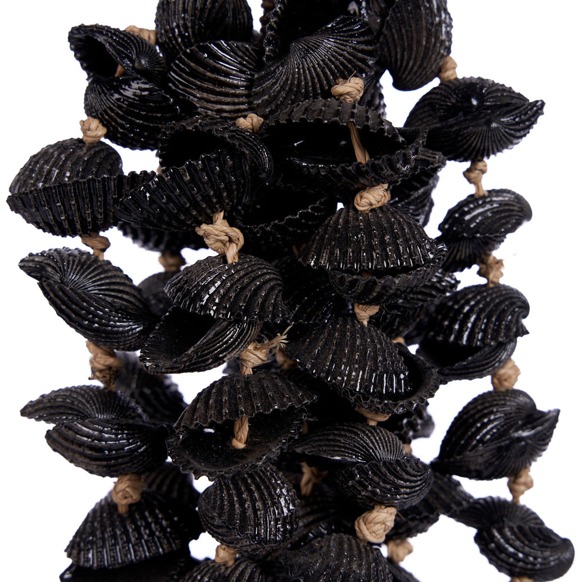 The Midnight Shell Tassel - Noir