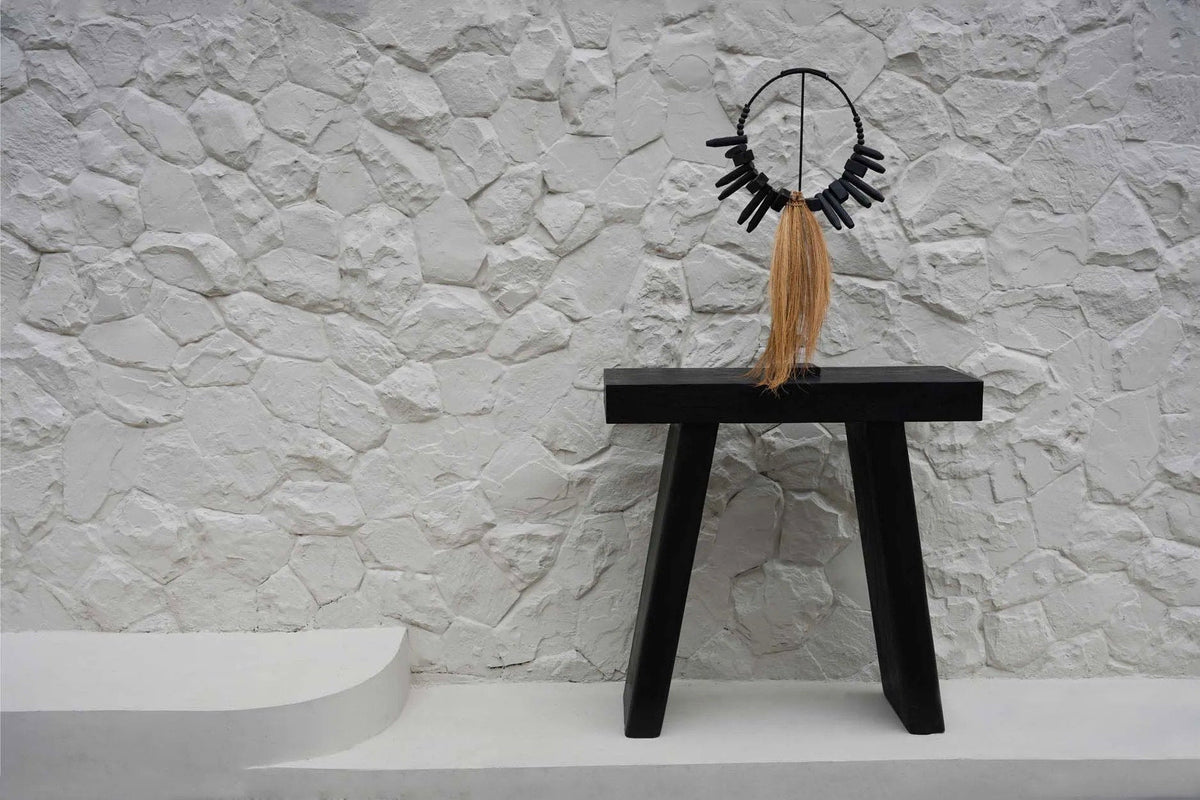 Das Rayung Wood auf Standfuß