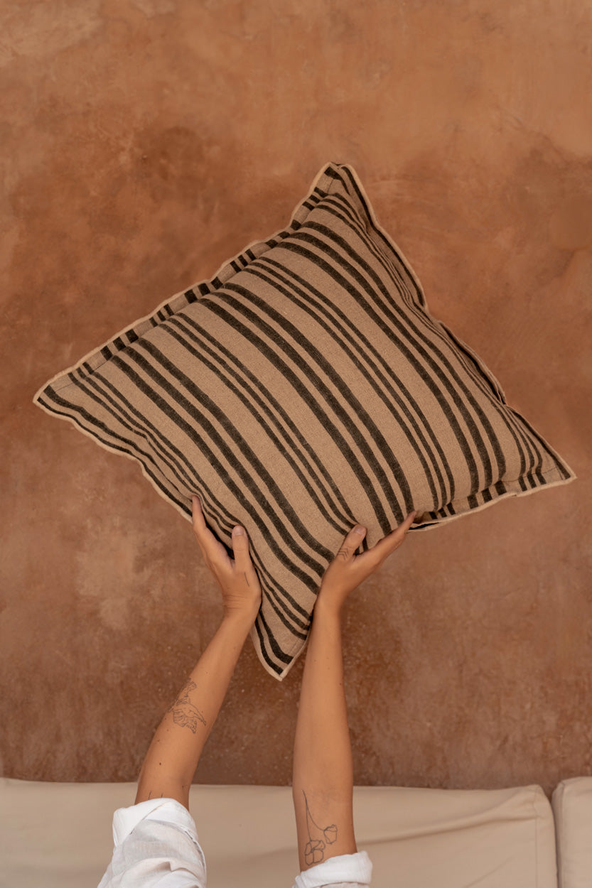 Der Kissenbezug Nordic Stripe - Natur Schwarz - 50x50