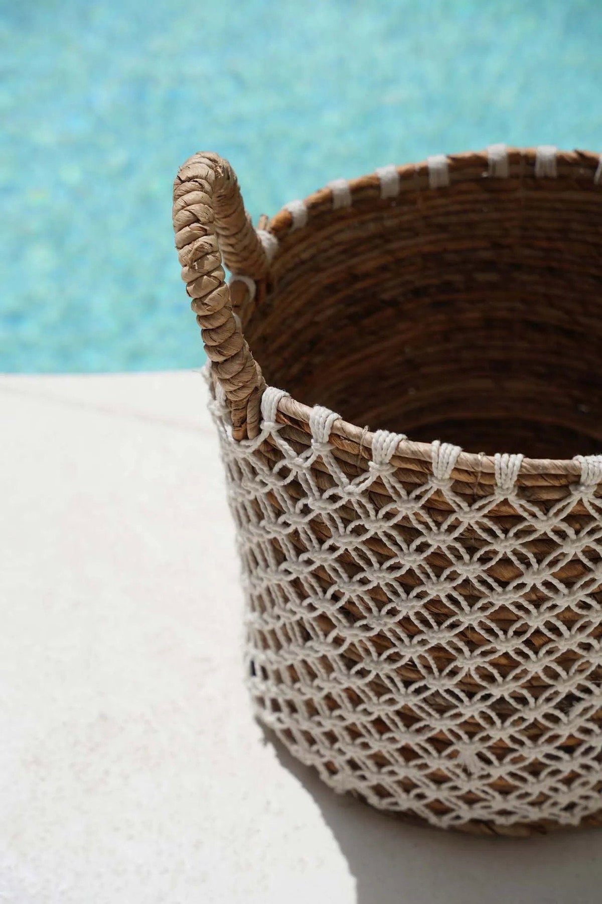 Panier en macramé à points croisés - M