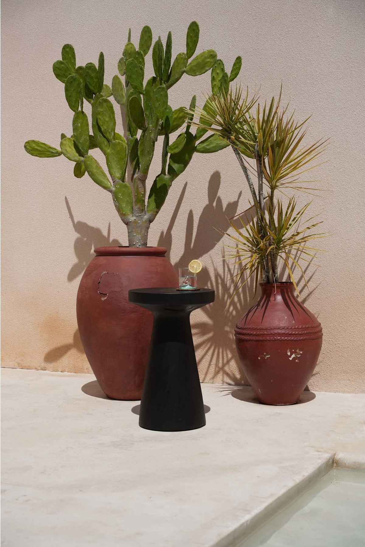 La table d'appoint Fiji - Noir