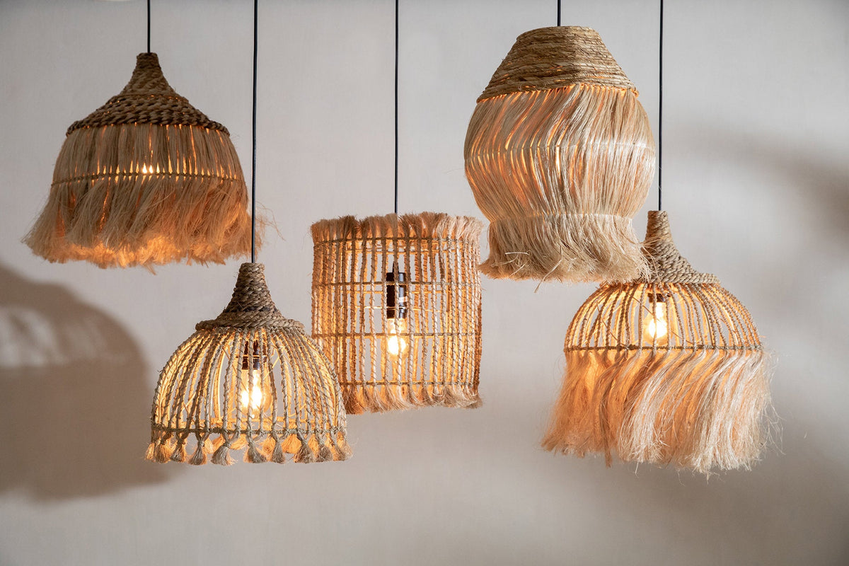 Die Abaca-Tassel-Pendelleuchte - Natural - S