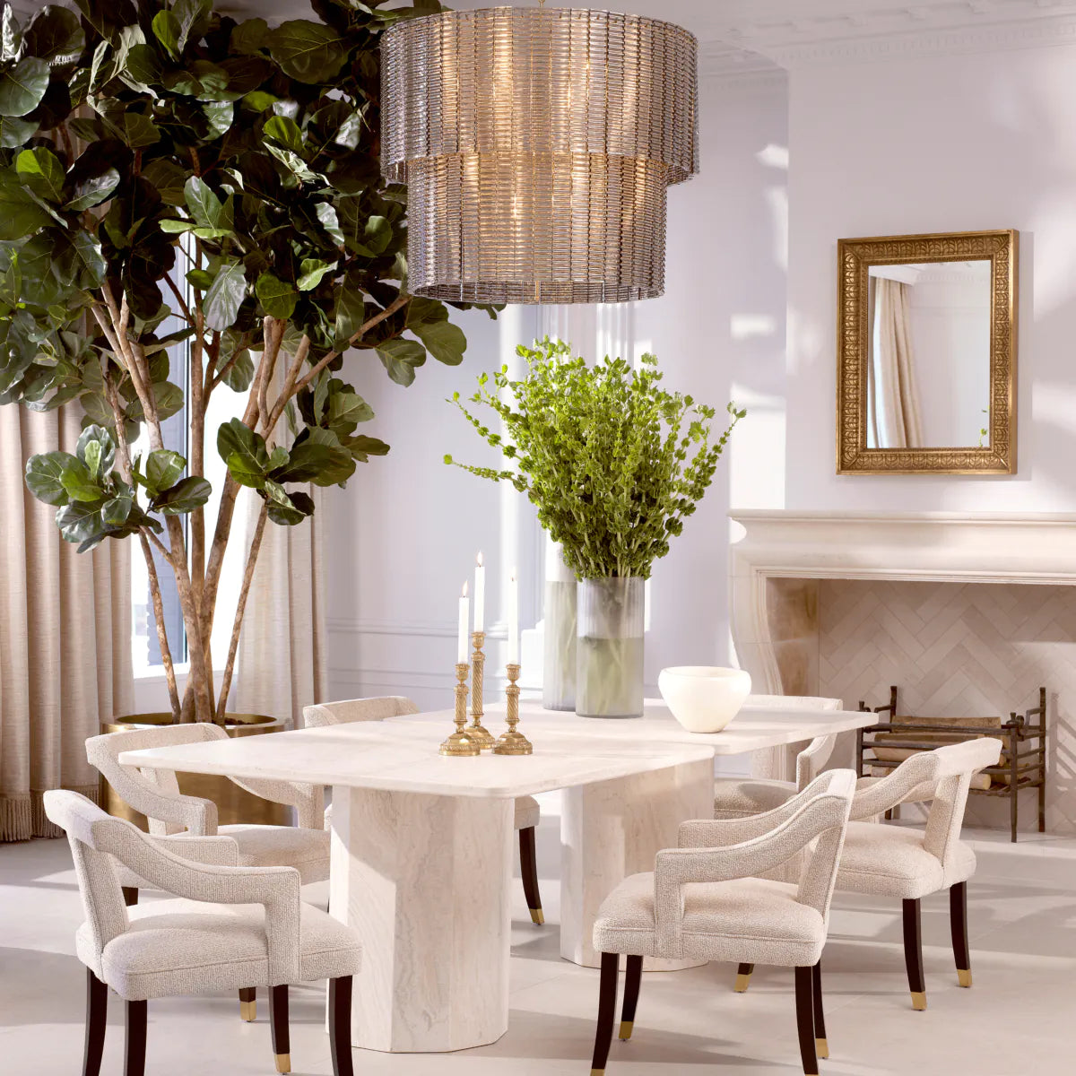 The MET x Eichholtz dining room table Piazza