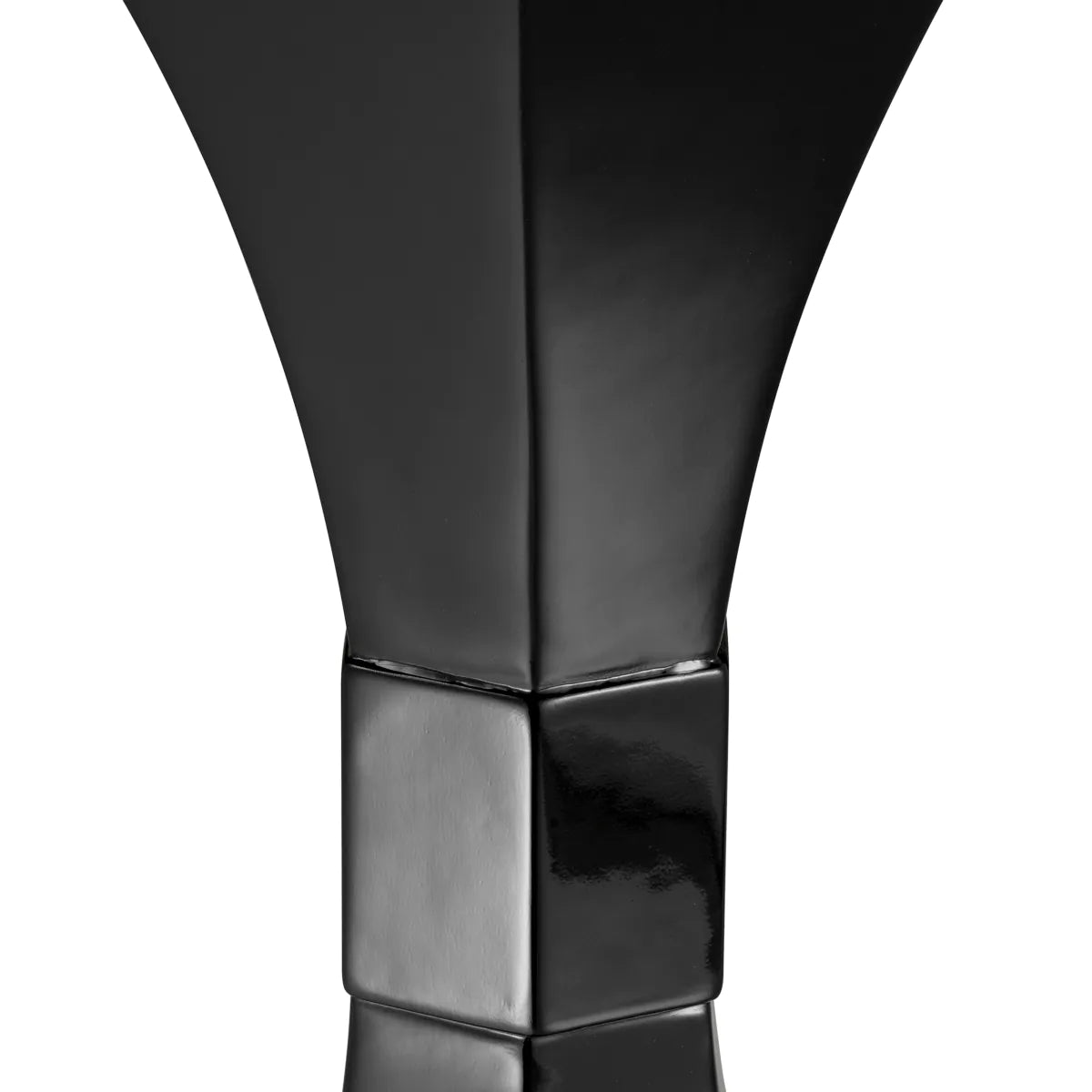 La table d'appoint MET x Eichholtz Harlem