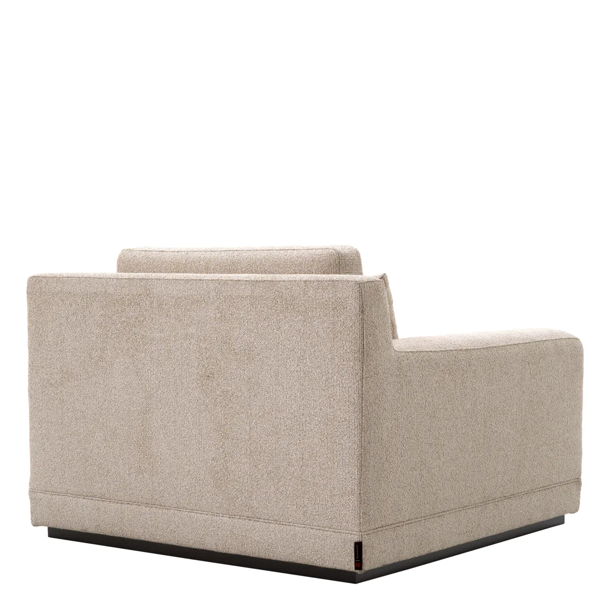 Le fauteuil MET x Eichholtz Manhattan