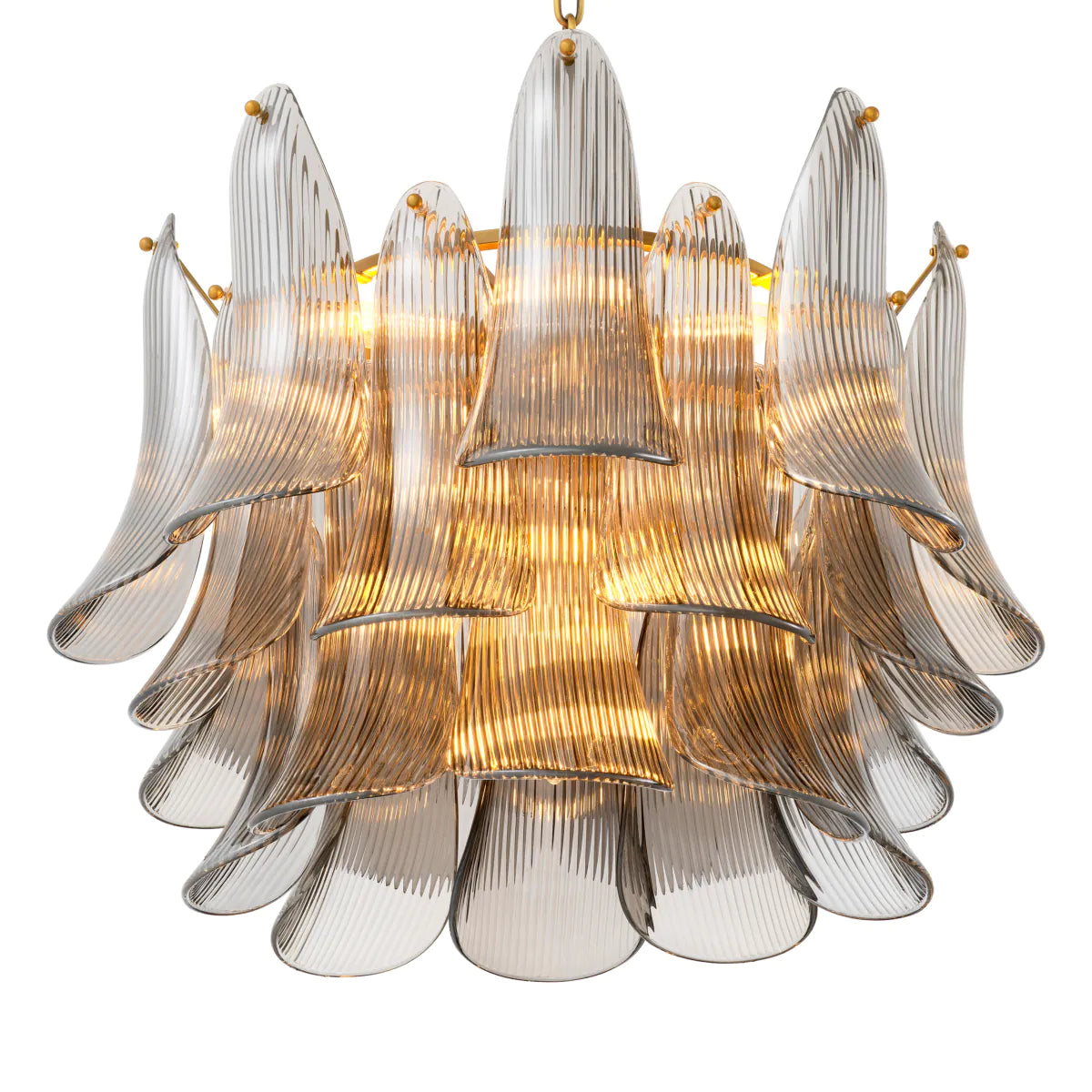 the MET x Eichholtz chandelier Amun