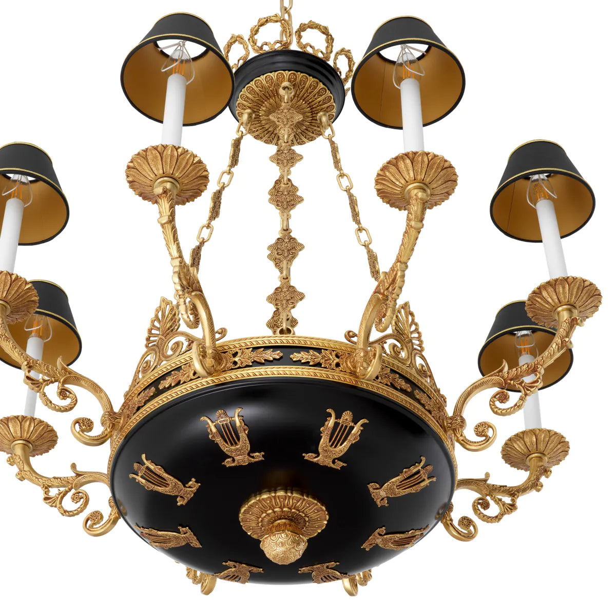 the MET x Eichholtz chandelier Palais