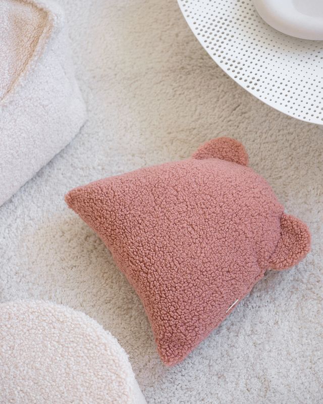 Wigiwama Bear Cushion - Pink