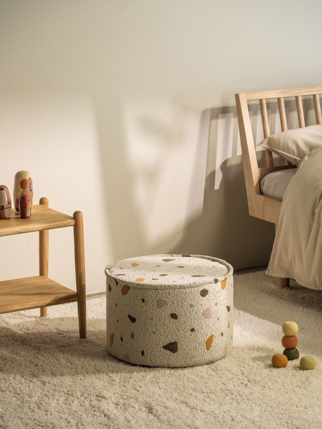 Terrazzo-Marmor-Pouf