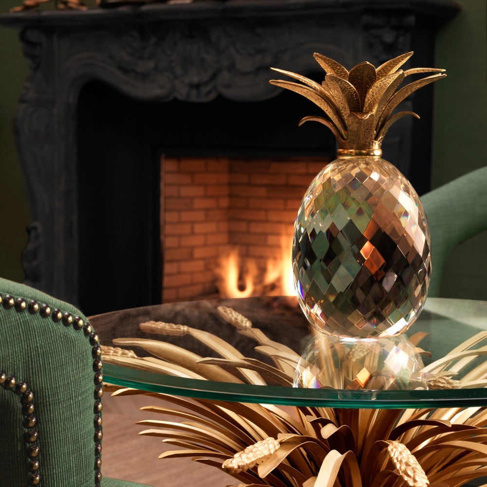 object kristal eichholtz pineapple