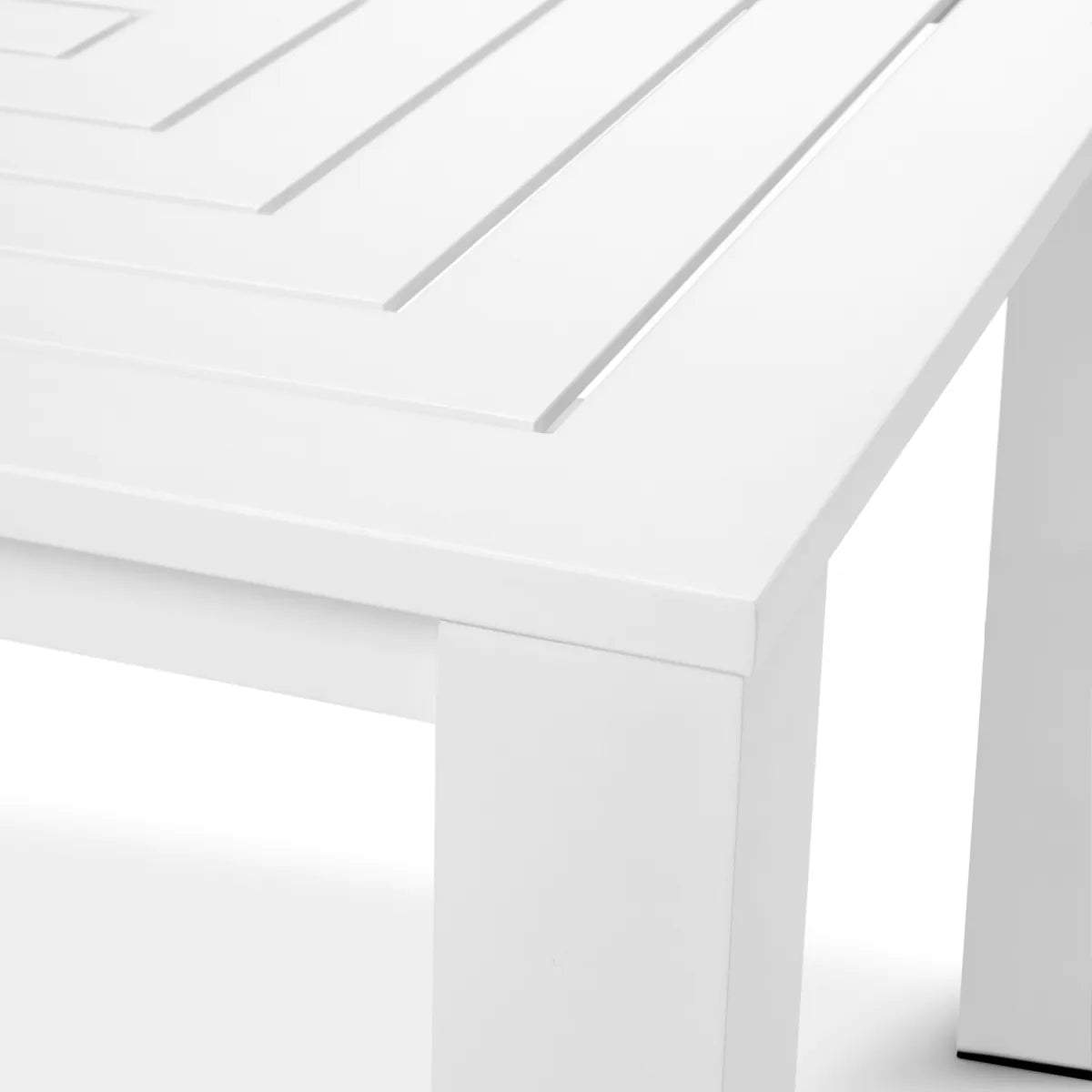 Eichholtz outdoor dining room table Vistamar white