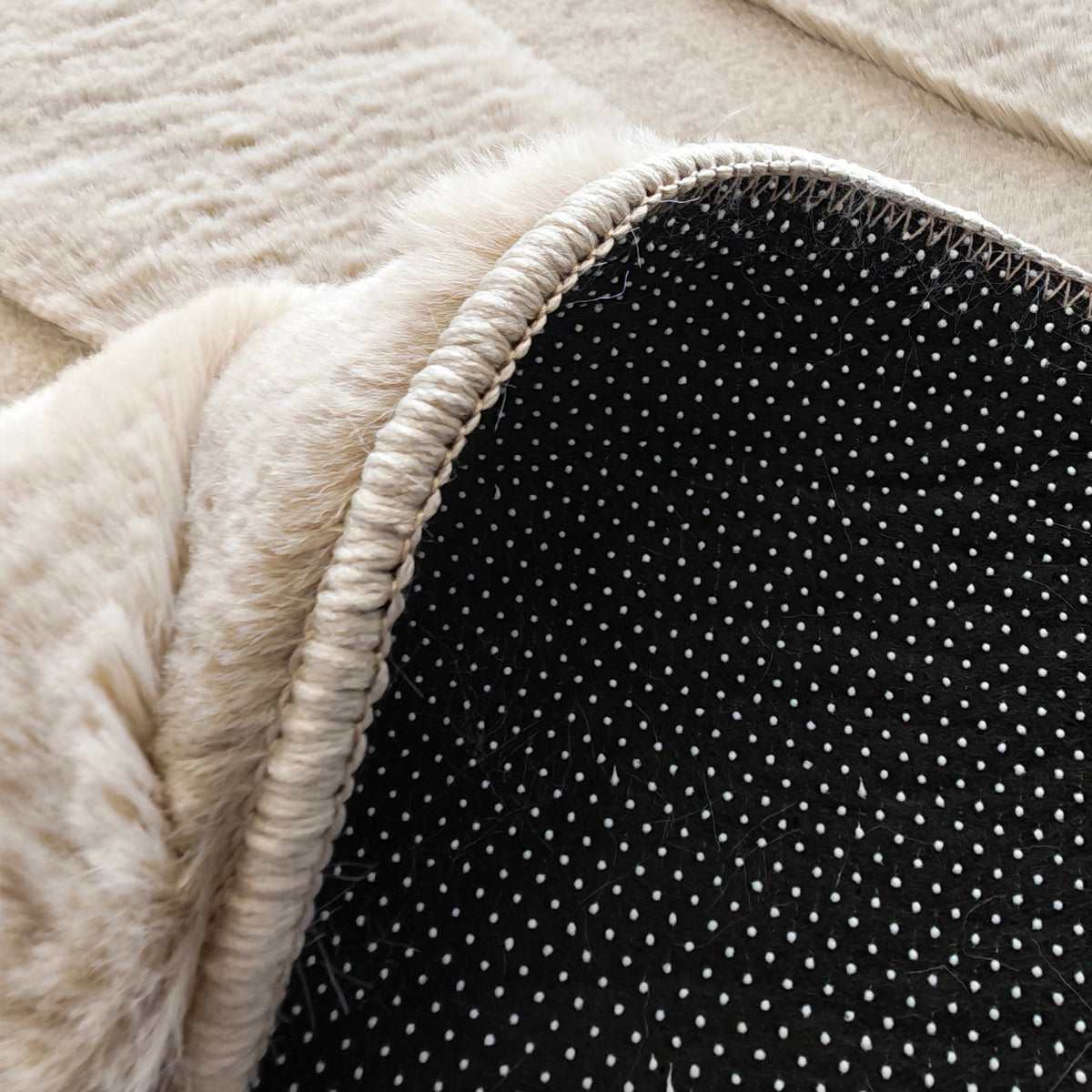 Tapis Sverre beige pebble 230x350