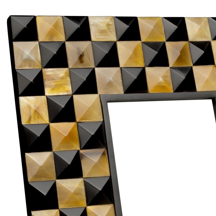 Picture Frame Magician-3