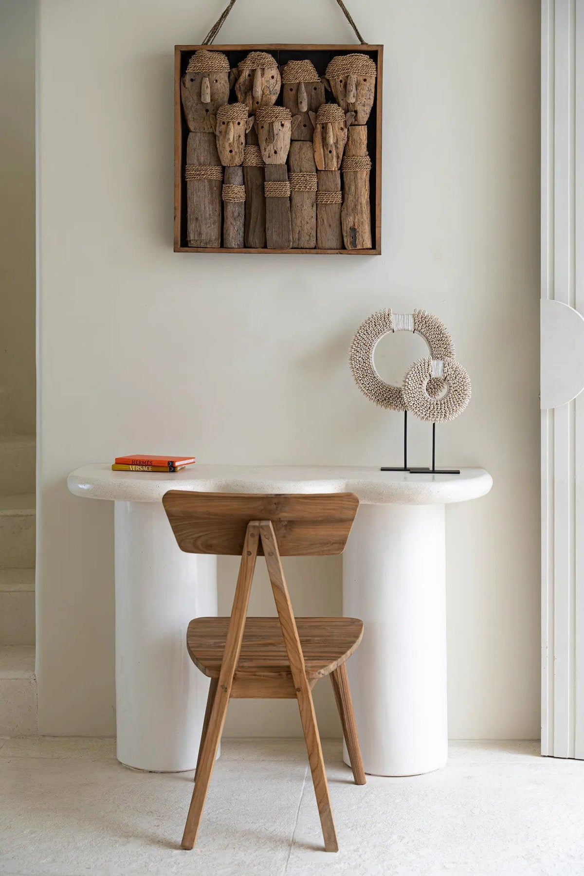 Disque en coquillages de Papouasie sur socle - Blanc - M