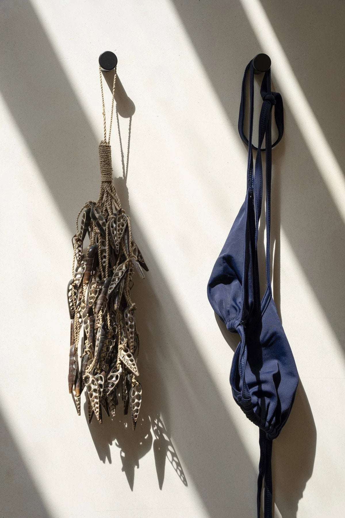 The Unicorn Shell Tassel - Brown