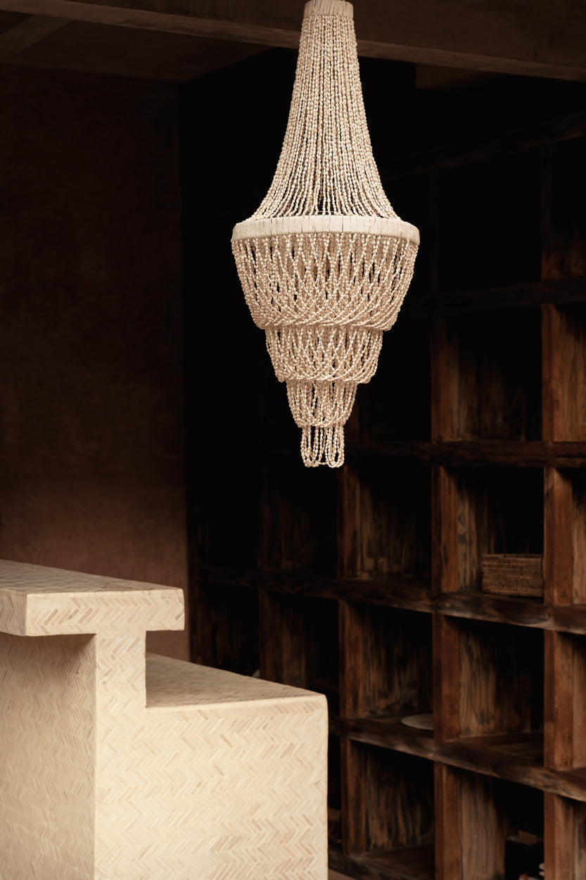 Le lustre Ocean Tower Shell - naturel - L