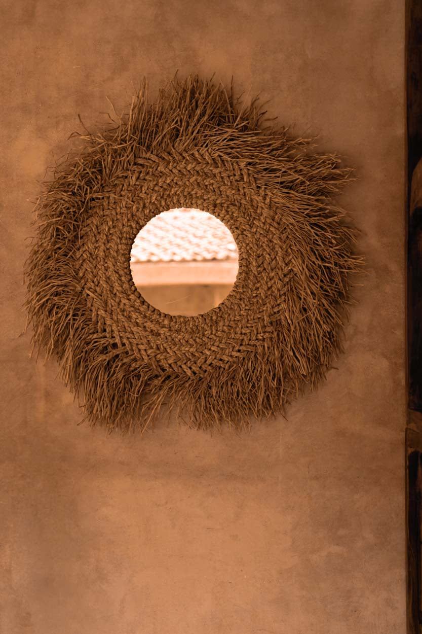The Early Monday Mirror - Natural
