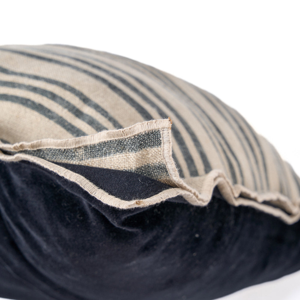 Der Kissenbezug Nordic Stripe - Natur Schwarz - 50x50