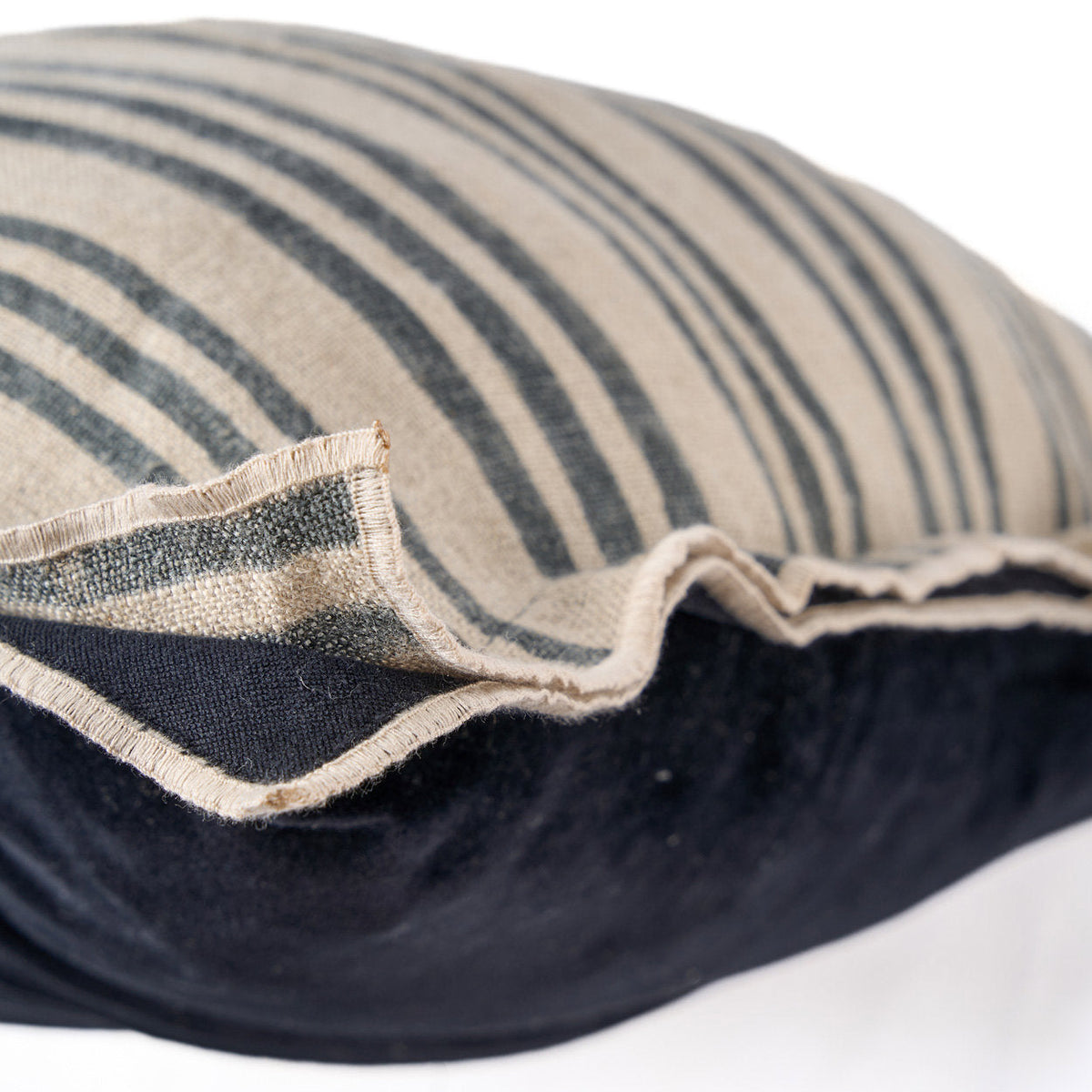 Der Kissenbezug Nordic Stripe - Natur Schwarz - 50x50