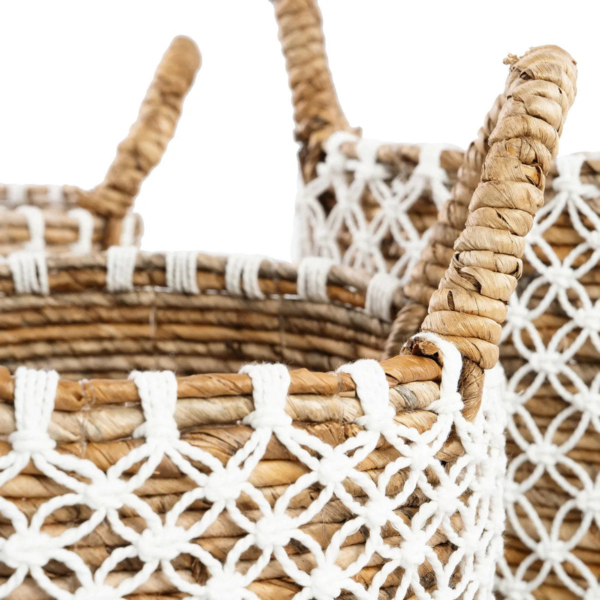 The Crossed Stitched Macrame Basket - S