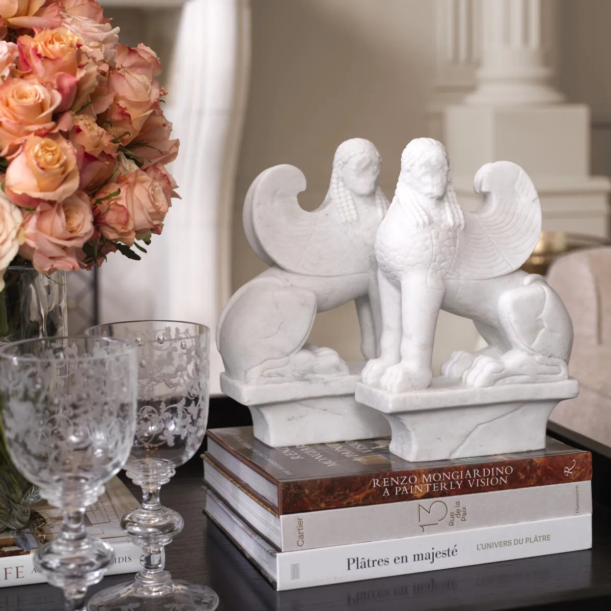 The MET x Eichholtz boekensteun  Object Sphinx set of 2