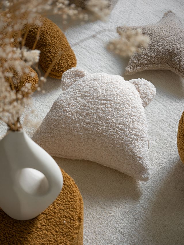 Wigiwama Bear Cushion - Cream