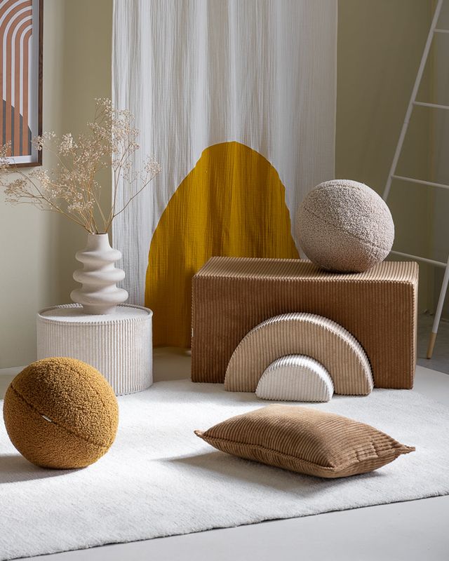 Wigiwama Bolster - Brown