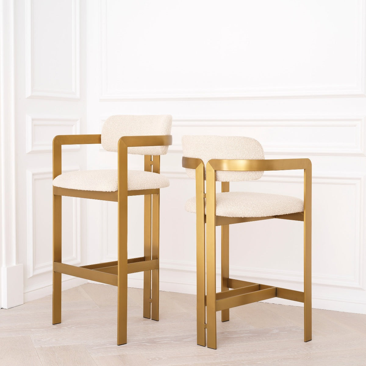 bar stoel barstoel barkruk eichholtz donato boucle cream
