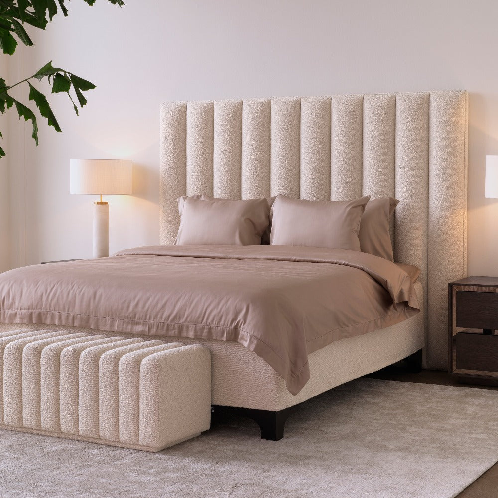 bed hoofdbord headboard ditmar eichholtz boucle cream wit 