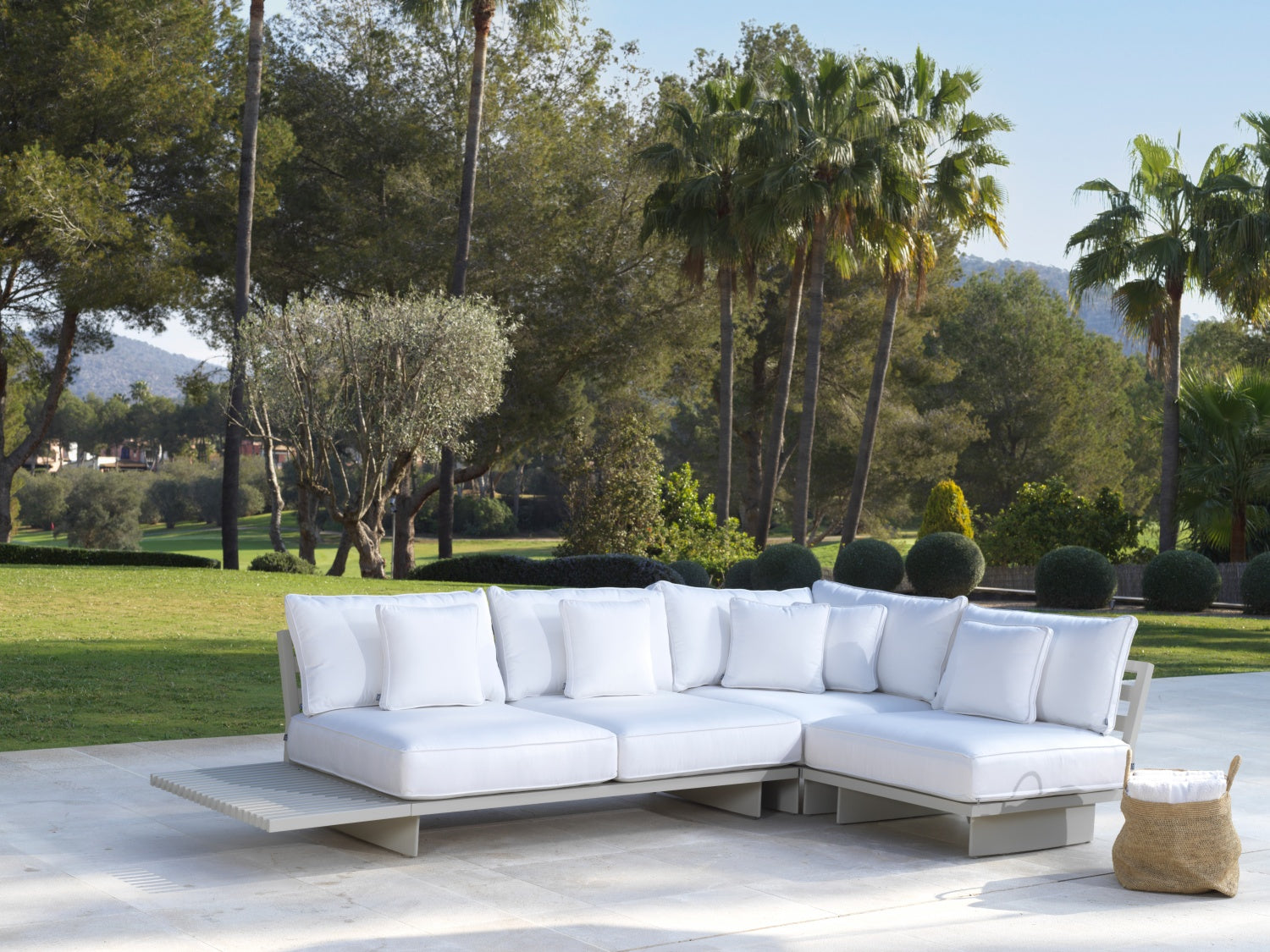 Sofa Eichholtz Royal Palm Outdoor Sand