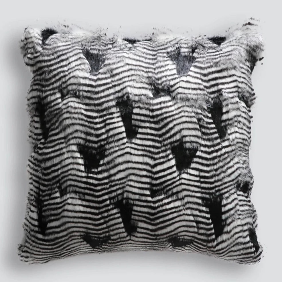 Sierkussen Heirloom faux fur Silver Pheasant